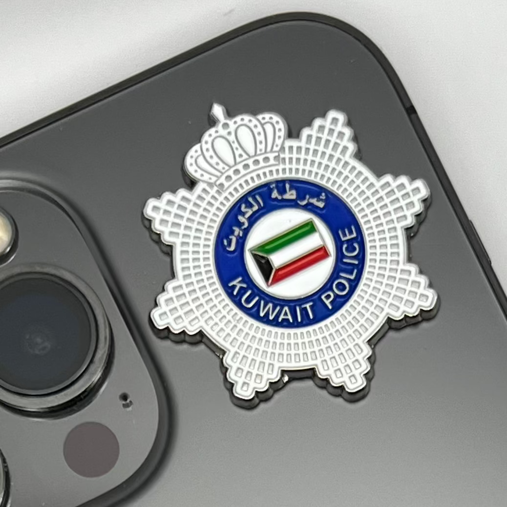 KUWAIT POLICE METAL PIN